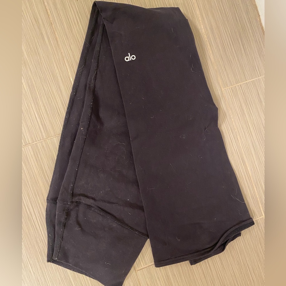 Alo yoga pants